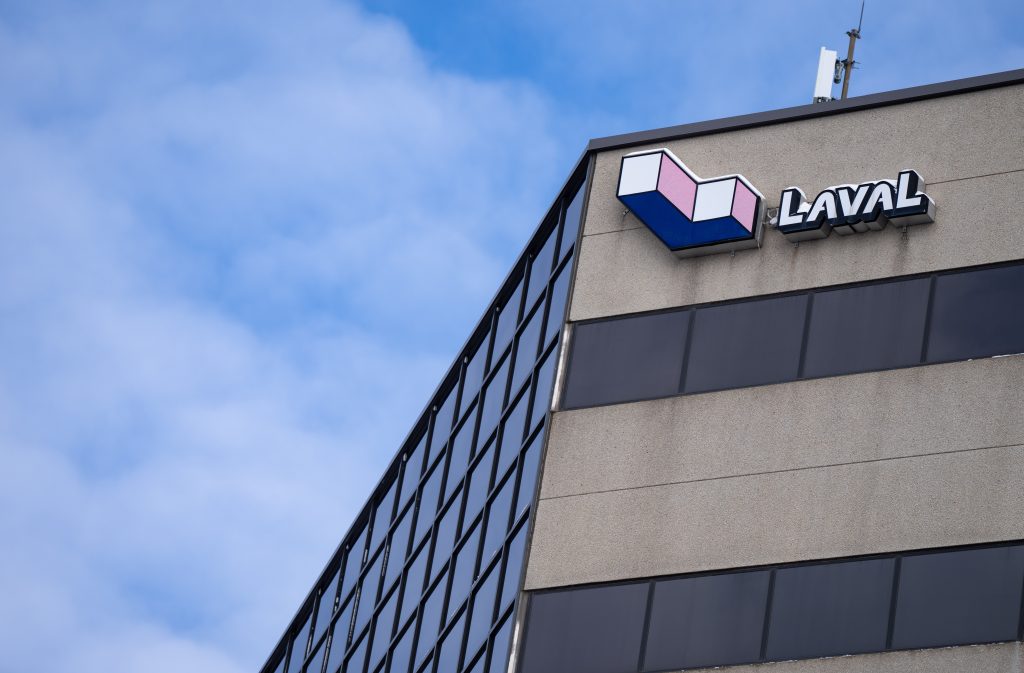 Laval Blue-Collar Workers Launch 3-Day Strike, Disrupting City Services