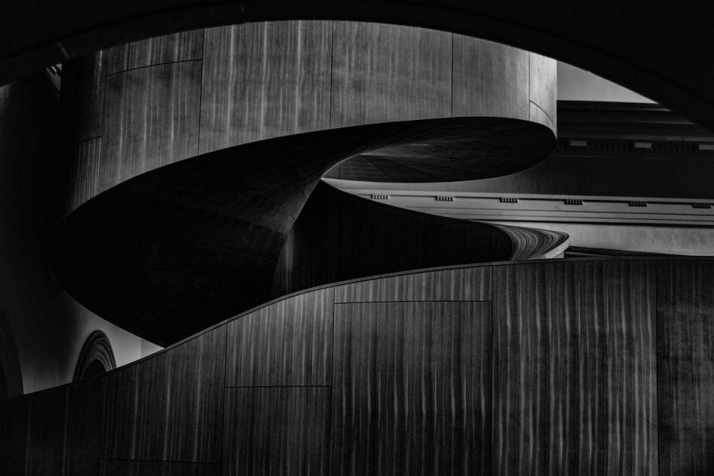 Image by ZEAQRAHT from Pixabay