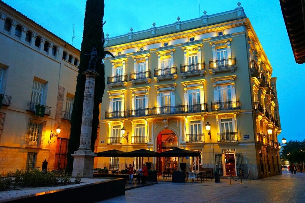 Image by marccorolleur from Pixabay