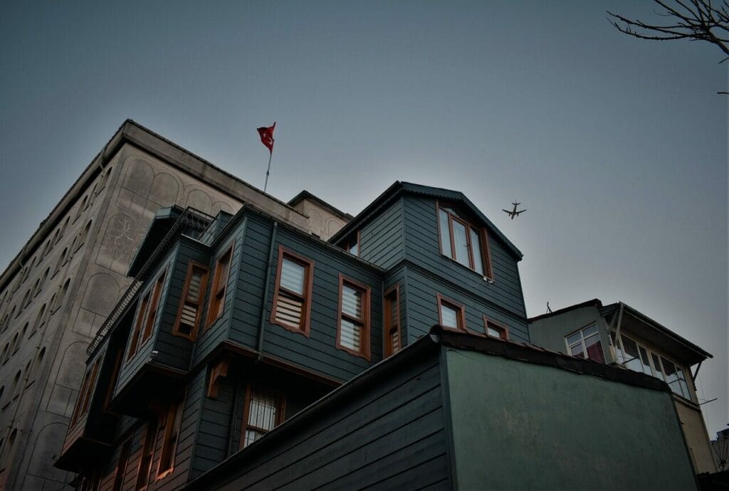 Image by enesersahin from Pixabay