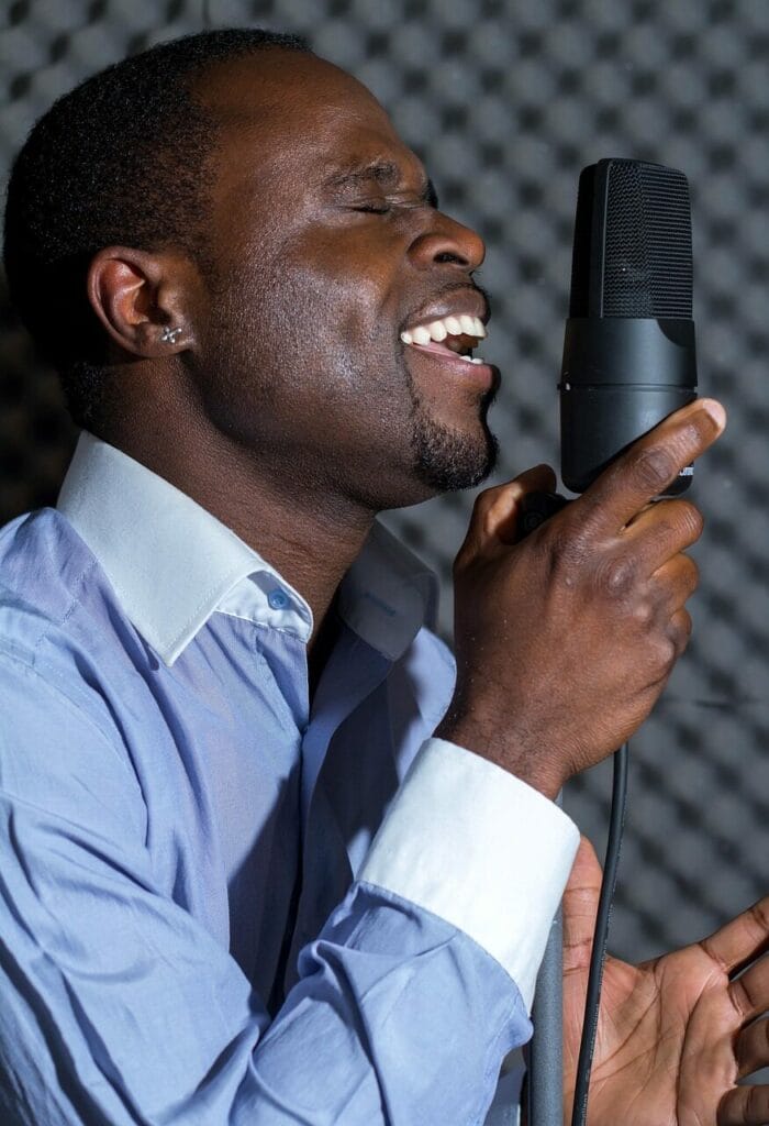 Image by VictorPedro from Pixabay