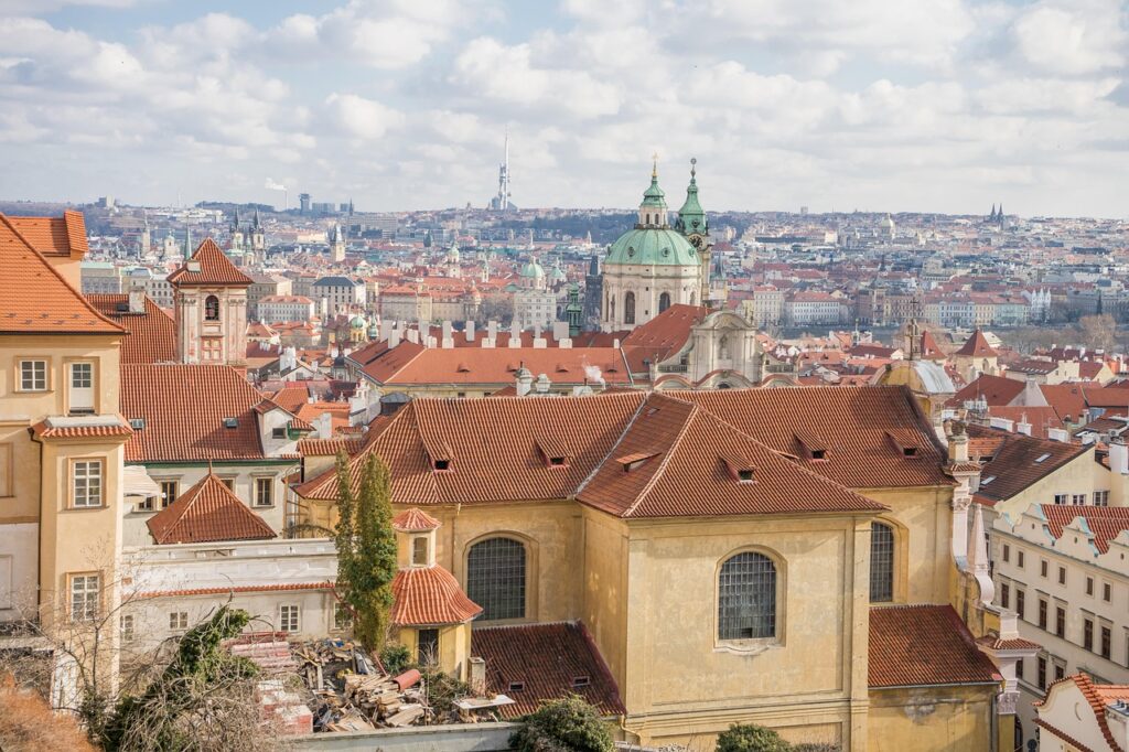 Image by Leonhard_Niederwimmer from Pixabay