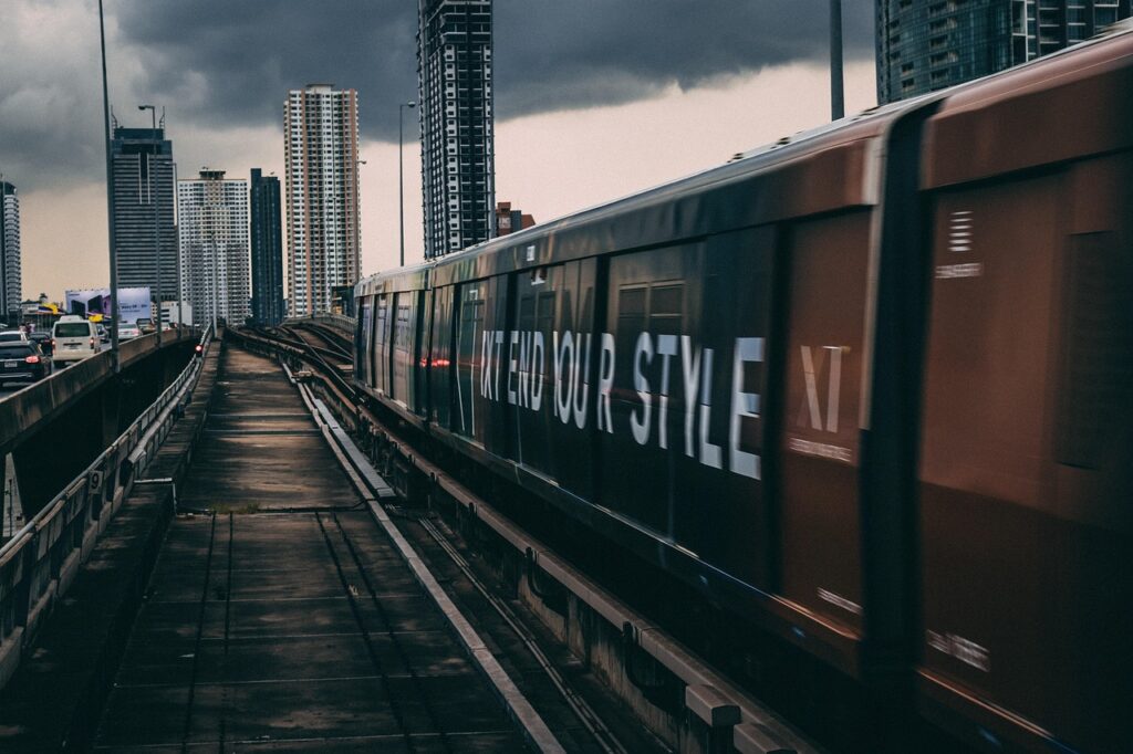 Image by harrywahidi from Pixabay
